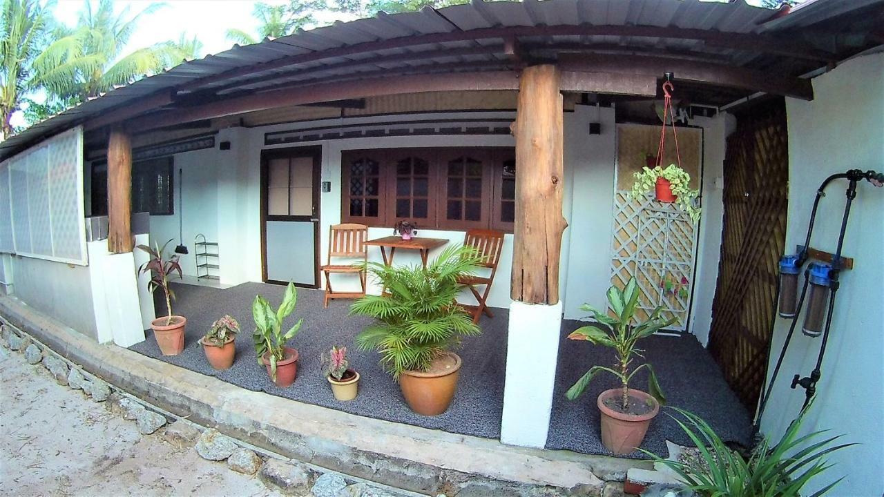 Sabandy House B&B Padang Mat Sirat 外观 照片